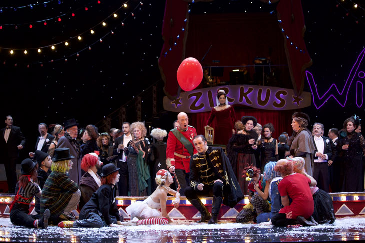  Die Zirkusprinzessin im G&auml;rtnerplatztheater (&copy;Foto: Christian Pogo Zach) 